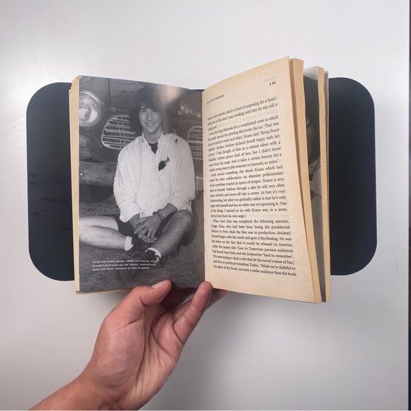 3/$10 - Two Biographies of Actors - Picture 8 of 16